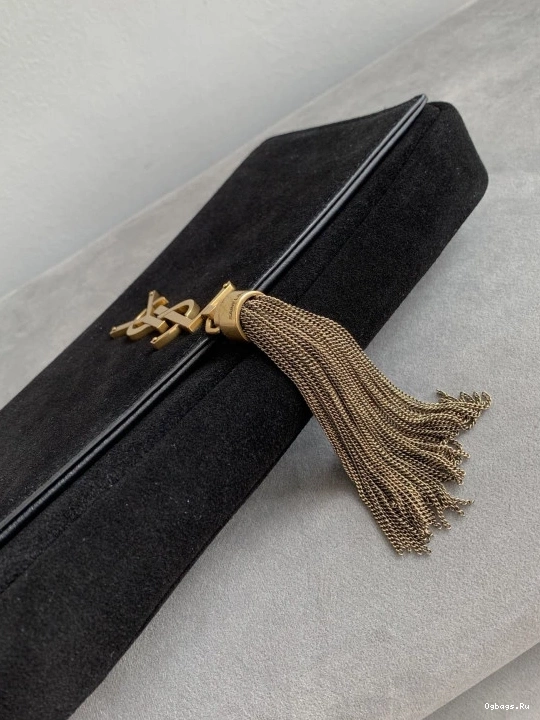 99 KATE YSL 0818